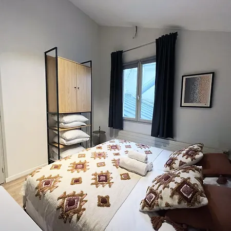 Apartman Urban Flat 161 - Sublime 4bdr Luxury Flat In *