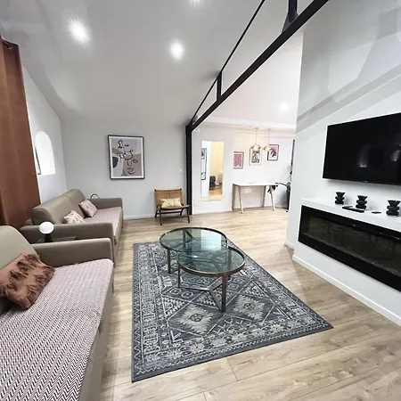 Apartman Urban Flat 161 - Sublime 4bdr Luxury Flat In *