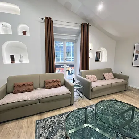 Urban Flat 161 - Sublime 4bdr Luxury Flat In