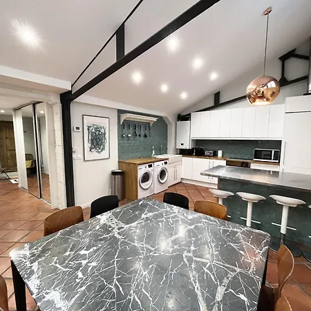 Appartamento Urban Flat 161 - Sublime 4bdr Luxury Flat In Parigi