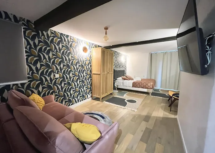 Urban Flat 161 - Sublime 4bdr Luxury Flat In Paříž